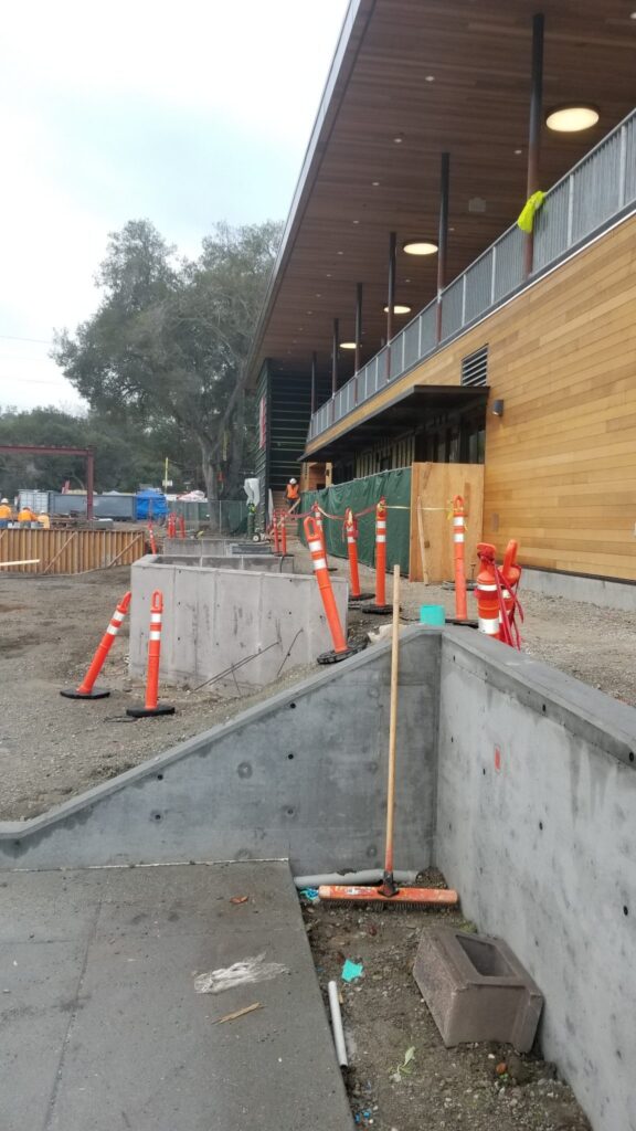 MissionPuente004 Creative Office, Inc.